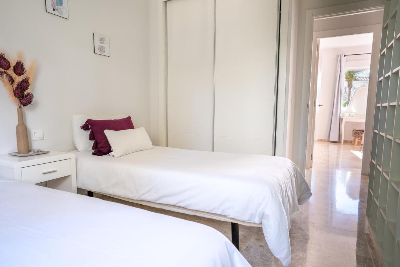 2Bdr Penthouse, Los Naranjos, W/Pool, 2Km P.Banus Marbella Exteriér fotografie