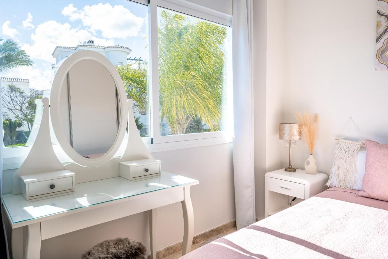 2Bdr Penthouse, Los Naranjos, W/Pool, 2Km P.Banus Marbella Exteriér fotografie